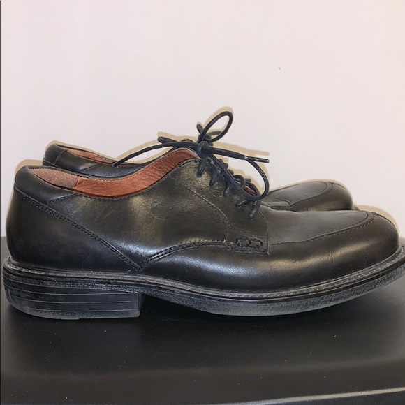 florsheim comfort tech shoes